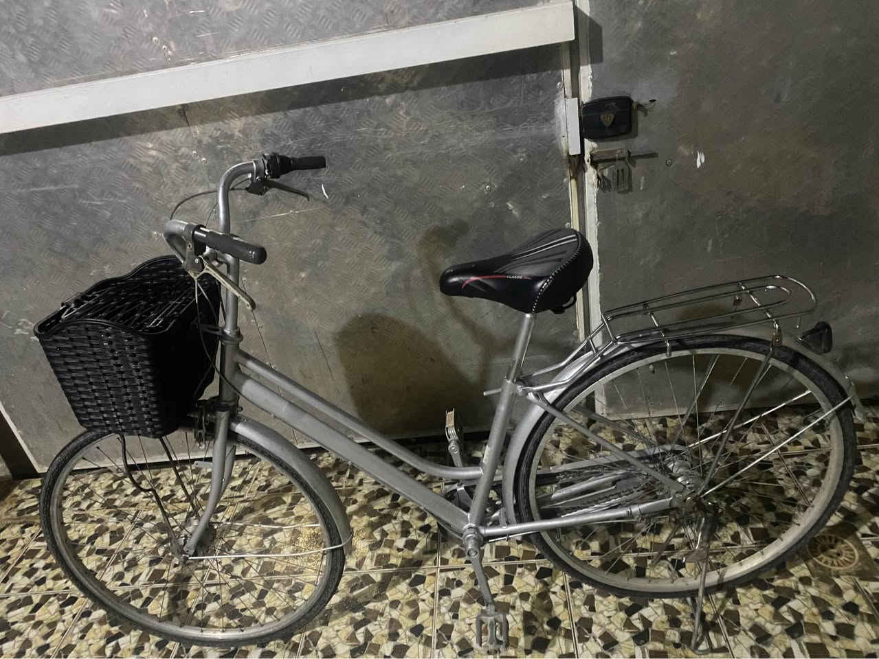 بايسكل نضيف حجم ٢٧ 
الرقم *********** السعر ٧٥ او بي مجال بلاد رز, ديالى
