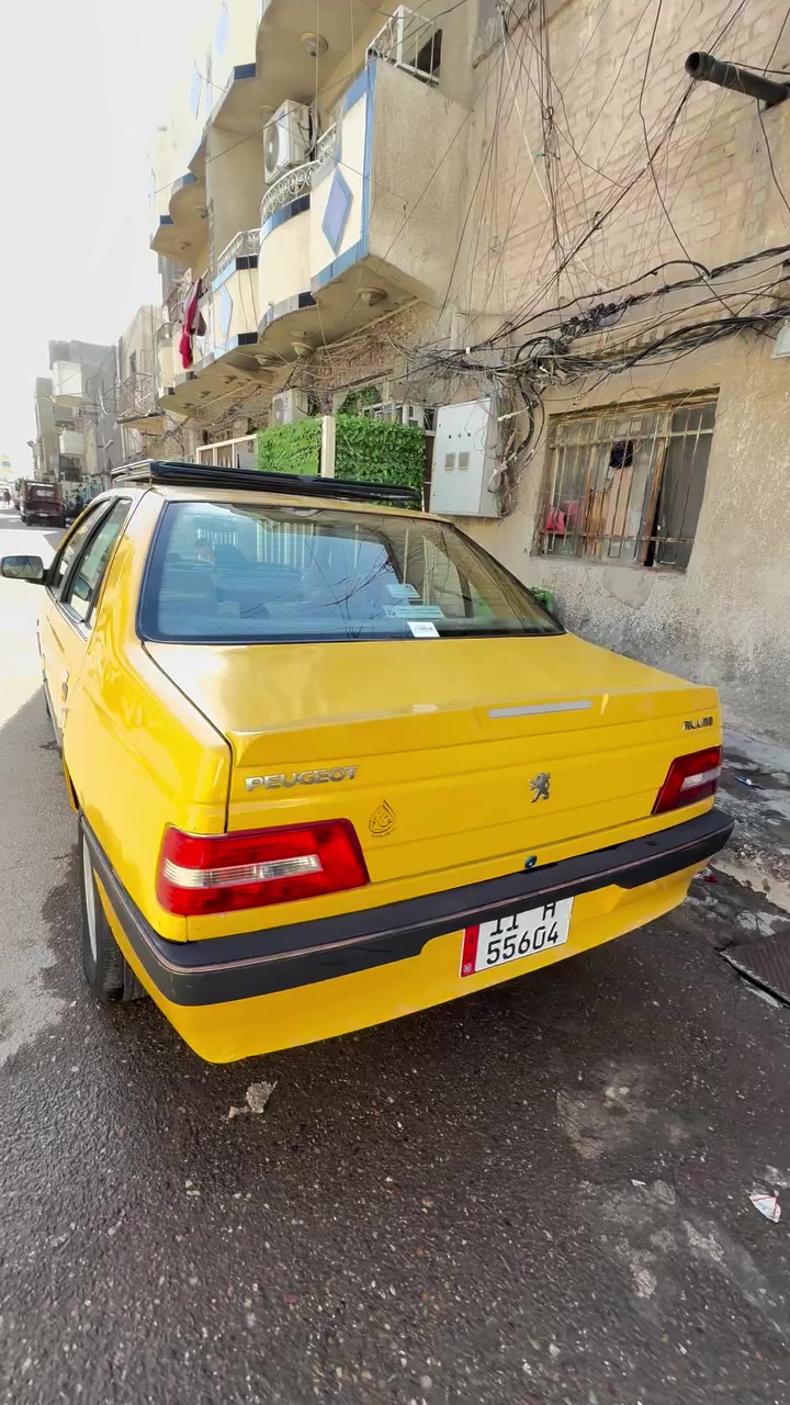 اسلام عليكم بيجو اكد 2016 تدفئة تبريد
كير مكينه مجفتة 
السيارة خير من الله شكل ونصبه تخبل 
باسمي ثاني يوم تحويل السنوية لحد 30 هزة جديده 
مصفره هيئة وغرامات ماعلية  ربع 
بيه بارد بلجابلغ الخلفي مال السايق وبارد بلباب الوره الصدر شبر مابين مستعجل على البيعة عارضة 45$وبيه مجال للطيبين
***********
مكاني بغداد العلاوي
