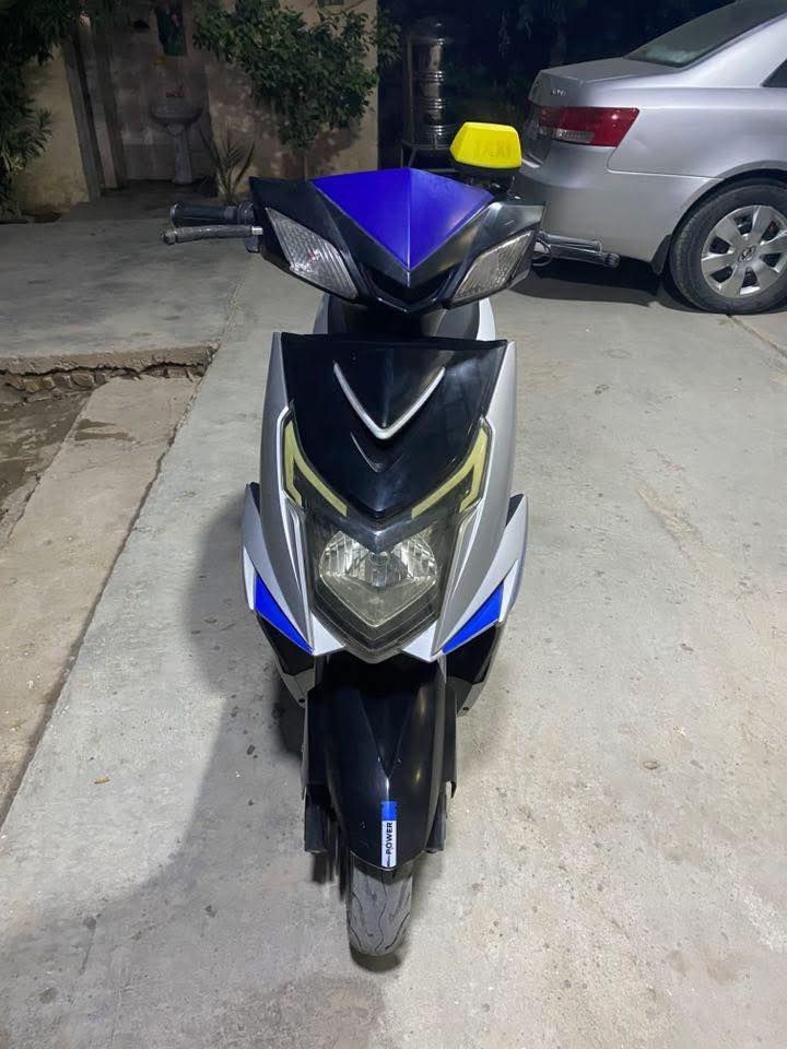 سلام عليكم دراجة سكنس للبيع السعر 450 قفل للشراي اتصل ع الرقم ‭٠٧٧٤ ٦٥١ ١٣٣٩‬
