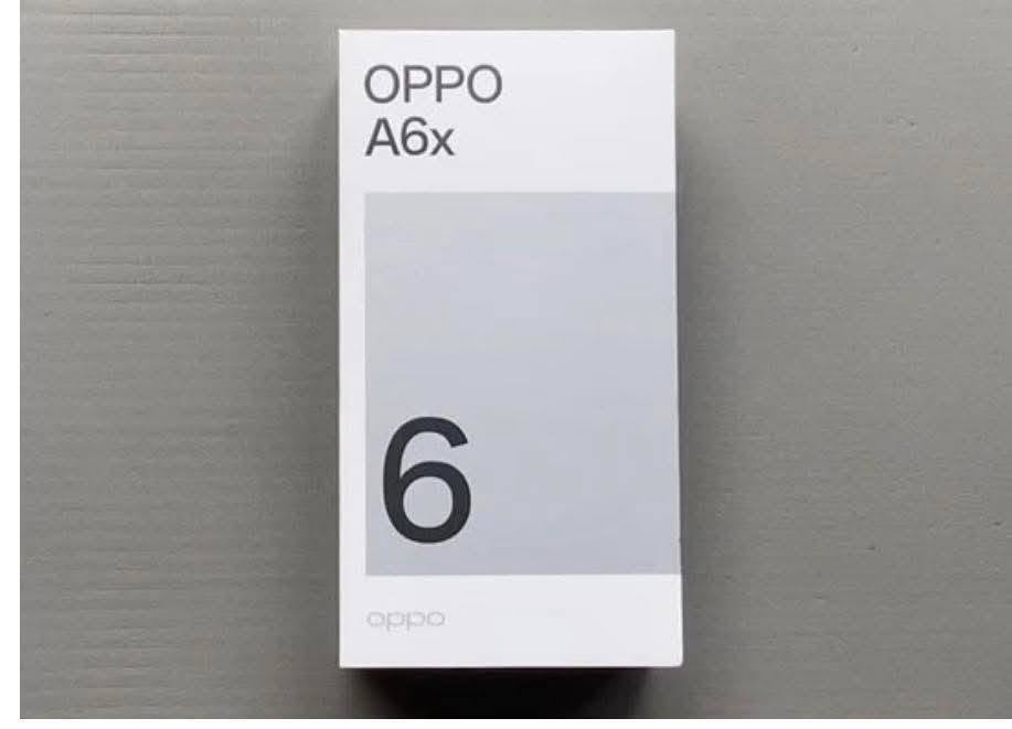 جهاز اوبوو جديد ما مستخدمه ابد بعده بجيس مع كامل ملحقاته ..
مواصفات Oppo A6x 4G 
المعالج: ثماني النواة Snapdragon 685 تكنولوجيا 6 نانو
التخزين / الرام: 64/128 جيجا مع 4 جيجا رام
الكاميرا: خلفية 13 م.ب. / أمامية 13 م.ب.
الشاشة: 6.75 بوصة بدقة 720x1570 بكسل بها ثقب
نظام التشغيل: اندرويد 15
البطارية: 6500 مللي أمبير
السعر 400وبيه مجال قليل 
مكاني بغداد سويب
***********
