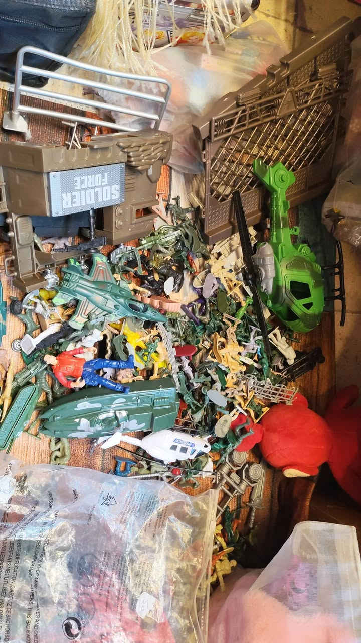 مجموعه كبيره من جنود ام القاعده


**إذا كنت صاحب هذا الإعلان وتريد حذفه لأي سبب، رجاءا أرسل رسالة إلى الدعم الفني**