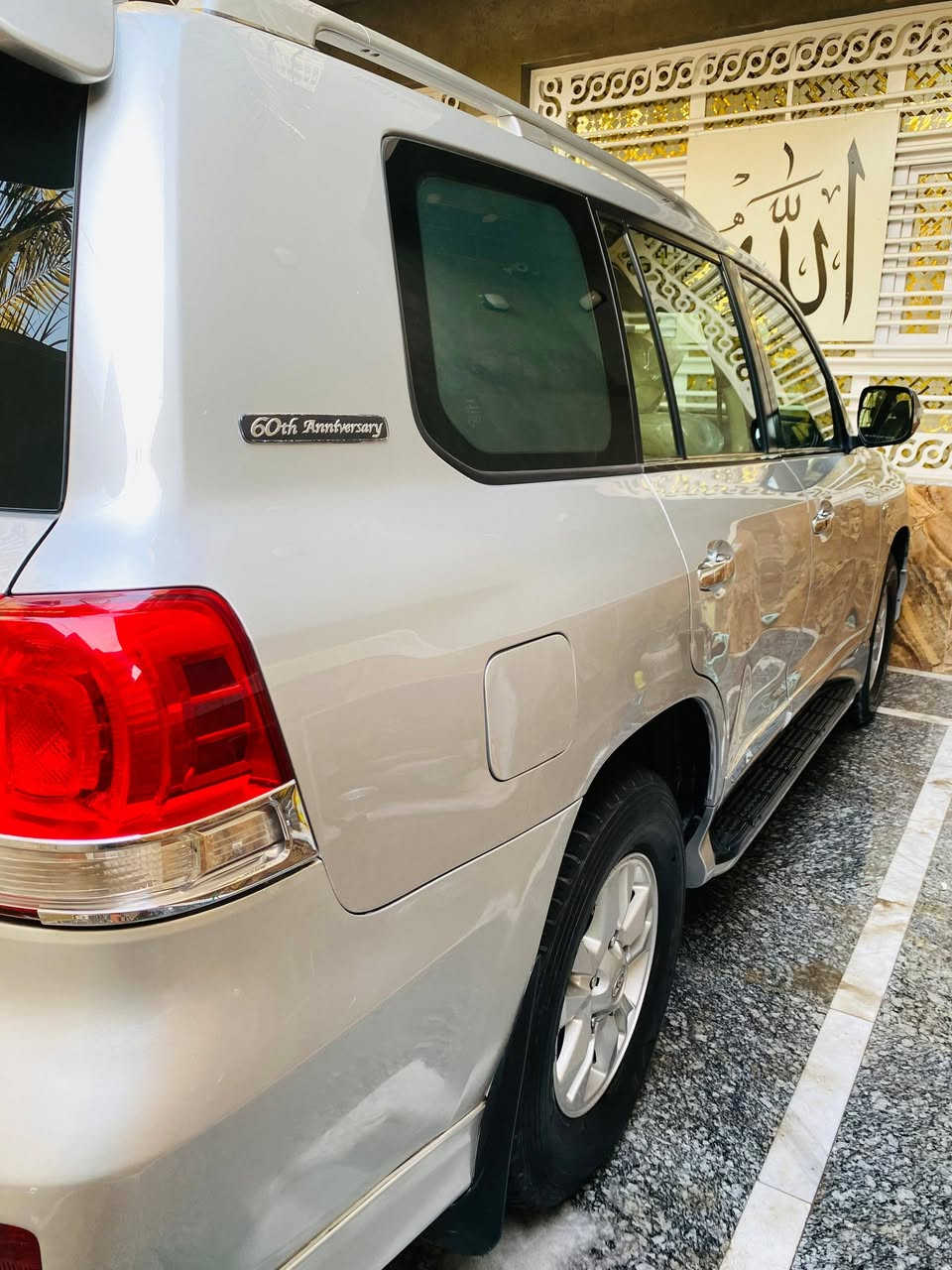 لاندكروز 2011 ستينة اصل
GX_R V6

فول مواصفات 1/1

ماشية 200 الف كيلومتر 

بارد قليل جداً جاملغ امامي جهة سايق 

رقم بغداد تحويل مباشر 

للاستفسار ***********
