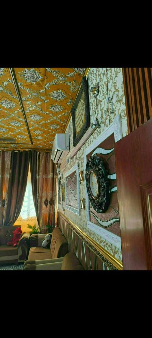 السلام عليكم 
بيت للبيع  المساحه 100م بـ35 صافي
مطلوب قرض 7 ملايين بالشهر 150 الف تسديد المشتري يتحمل
القرض رقم البيت 9721مجاور مدرسة بلقيس *********** 
📢 نستقبل طلباتكم وعروضكم من خلال مراسلة الصفحة أو الاتصال على الأرقام أعلاه.
📍 العنوان: بغداد – سبع البور – مكتب حيدر حنون للعقار ركن شارع بلقيس
