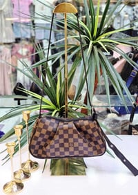 حقيبة جلد • حجم وسط • ماستر كوالتي