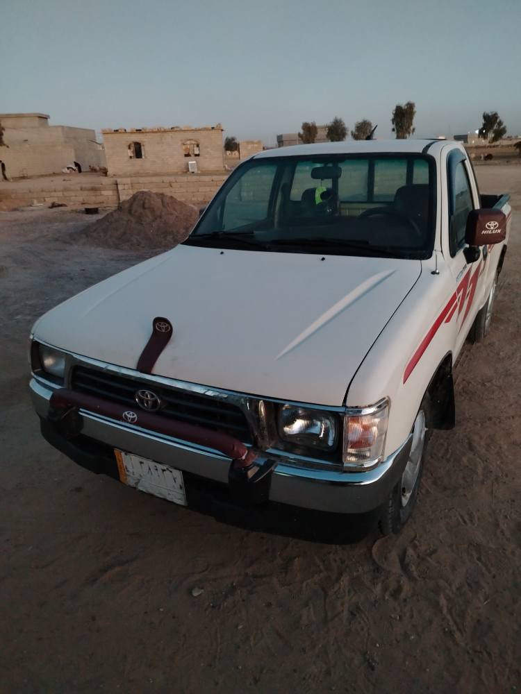 تيوتا للبيع 2000 رقم صلاح الدين جل إكس ألماني بيها جاملق مبدل وبنيد  مرشوش مكان بيجي سعر 80بيها مجال ***********
