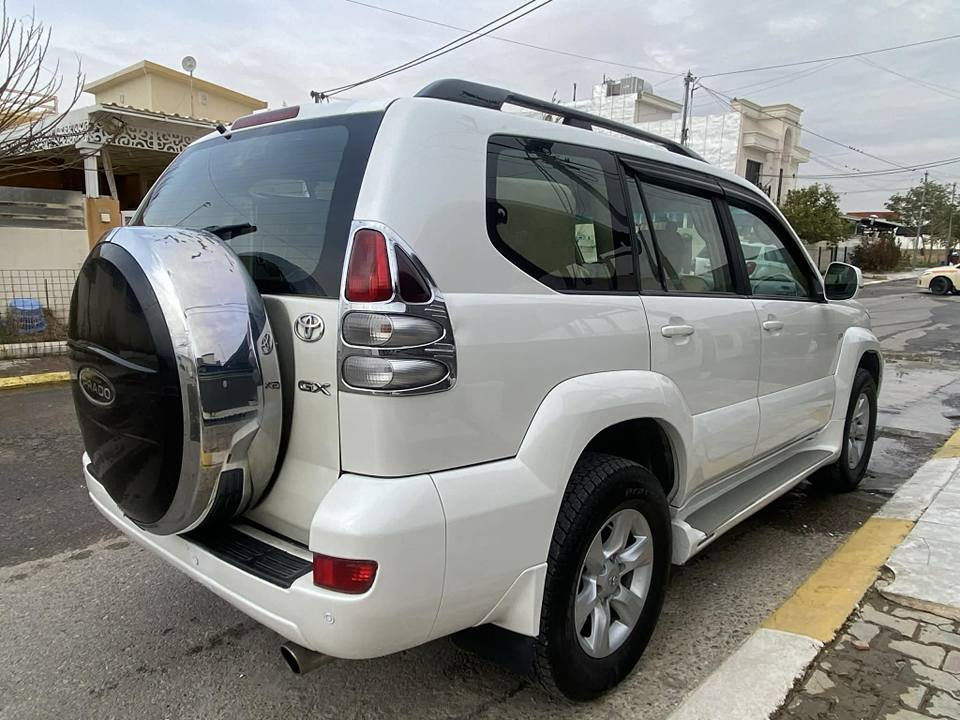 TOYOTA PRADO 2009 GX
سەیارەکە زۆر خاوێنە کوشین جلدە چوار تایەی نوێی لەسەرە شاشە گەورەیە فیتێمە خەلیجیە سفری شەریکەی جیهانە چوار پستنە دوو بست سبوغی سەقفی فڕێی دایە دەرگای دواوە تەنیشت ڕەقەمەکەی سبوغە بێ ژۆرێ سەیارەکە بێ مەسروفە ماڵی دۆستە نرخیشی 153 وەرەقە و مەجال ژ.م*********** أربيل, العراق
