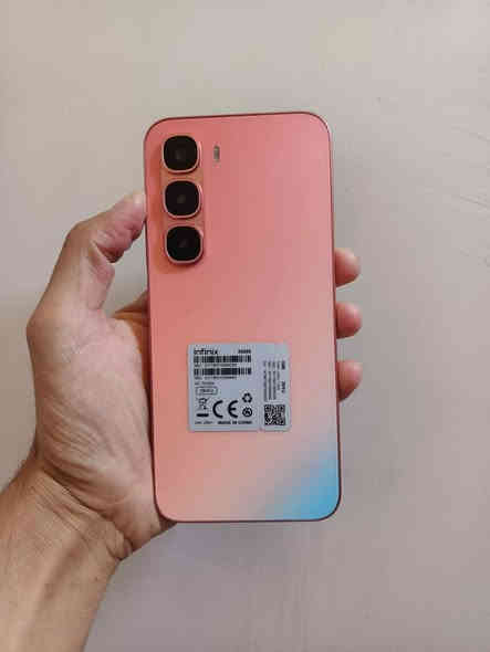 اقرأ التفاصيل رجاءا.. بيع او مراوس حسب القناعة 
هوت 60 برو .. جهاز مستخدم نضافة 100%✓ ملحقاته فقط كارتون وكفرين بدون شاحنه .. مكفول من العطل والتصليح 
ذاكرة 256 ورام 8+8 ..معالج ميديا تك هيلو جي 200.
شاشة اموليد بتردد 144 هيرتز ..بطارية 5160 وشحن سريع بقوة 45 واط ..كاميرا 50 .. يدعم شريحتين اتصال واضافة رام خارجي 
السعر 150 ويرهم مراوس 
مكاني الناصرية..‏ ‪***********‬‏ ناصرية
