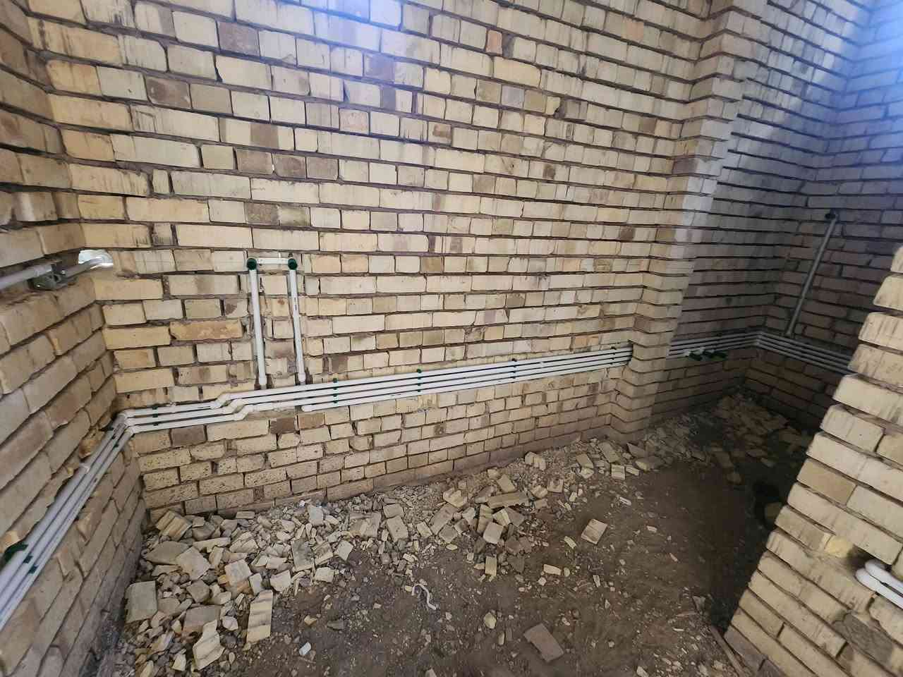 اعمالنا في احد مواقعنا بابل الحله قرية فنهرة
الحمد الله اكمال تاسيس بيت ماء ومجاري من ثلاث مجاميع صحية 
تنفيذ غيث السعيدي للتأسيسات الصحية العامة  
 ***********
 ***********
