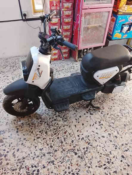 دراجه شحن الكارو دراجه كلش قويه خمس بطاريات كبار عل للفحص السعر 425 للاستفسار اتصل  *********** بي واتساب مكاني الكرخ شارع حيفا
