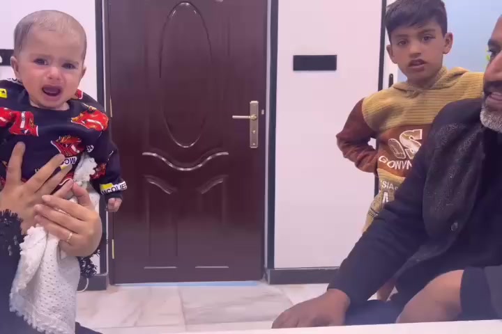 أهل تعاني من ألم بالمعدة؟ حرقة مستمرة؟ صعوبة بالبلع؟
ناظور الجهاز الهضمي العلوي يعتبر من أدق الفحوصات لتشخيص مشاكل المريء والمعدة والاثني عشري، ويساعد على كشف القرحة والالتهابات وأسباب الألم المزمن بدقة وأمان.
ناظور المعدة متوفر بعيادة الدكتور مهند العزام
اختصاص دقيق ( فوق الدكتوراه ) امراض الجهاز الهضمي والكبد والتغذية والنواظير ، اختصاص بورد امراض الاطفال

العنوان : واسط - العزيزية - شارع الخليج - المركز الطبي العالمي 
رقم الحجز :***********
