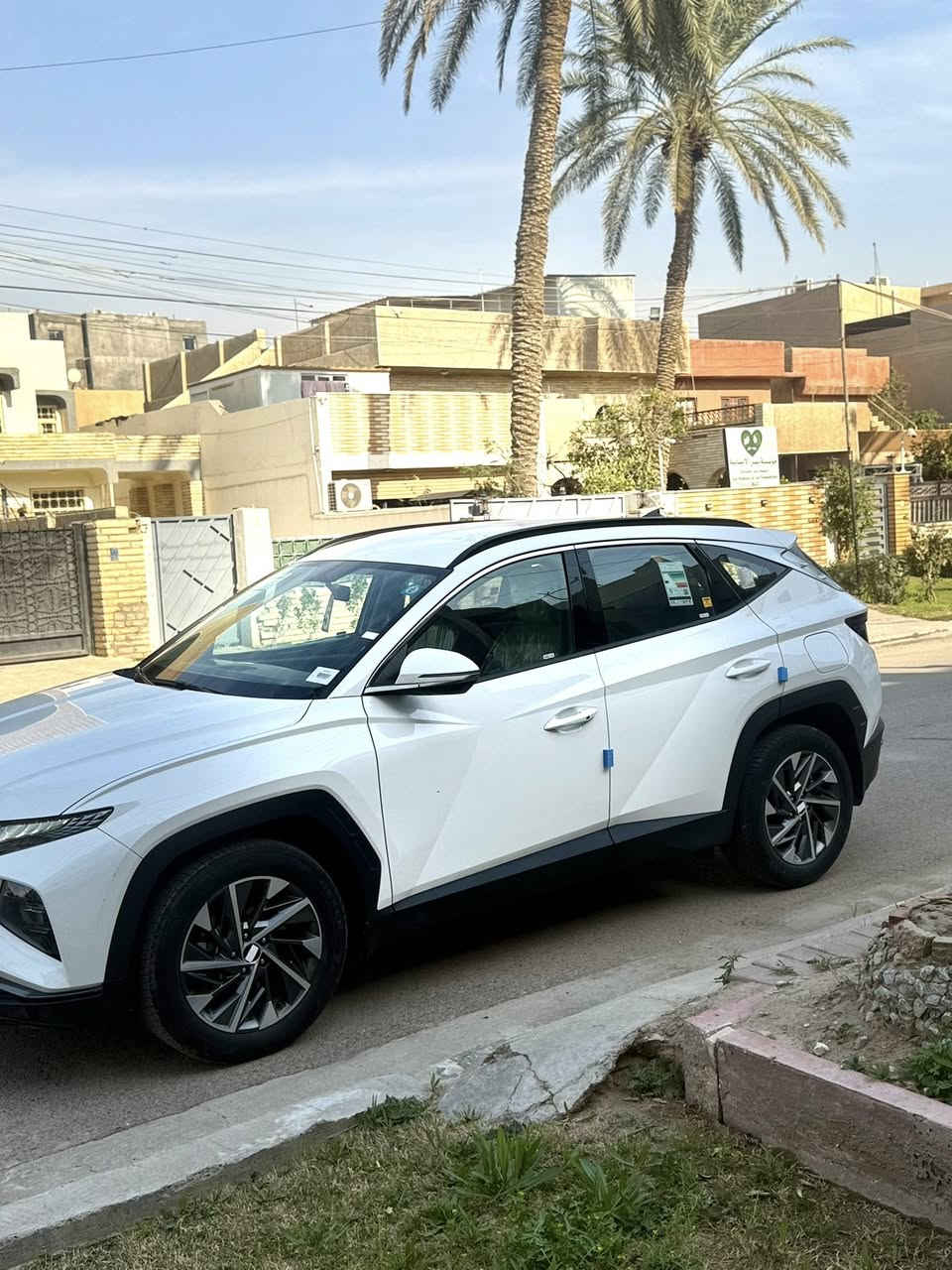 بيع مستعجل
توسان ٢٠٢٤خليجي ع وضع الشركه كفاله
السياره باسمي تحويل مباشر
ماشيه اقل ١٦ لف زيرو بنسبه موديلها
مواصفات 
داخل ابيض 
بصمه 
شاشة 
حساس امامي خلفي 
لد مانع انزلاق 
٣ انظمة قياده 
ترحيب 
تشغيل عن بعد 
مكينة ٢٠٠٠ دوش 
شاشة ديجتل 
قطعتين تبريد 
سبيرها منازل 
مقاعد كهرباء
بردات خلفيه
بصمه ابواب٢
ماعدا البنراما
بشرط حته حداديه ع وضع الشركه تايرات شركه
العنوان بغداد حي اور
الاستفسار***********
