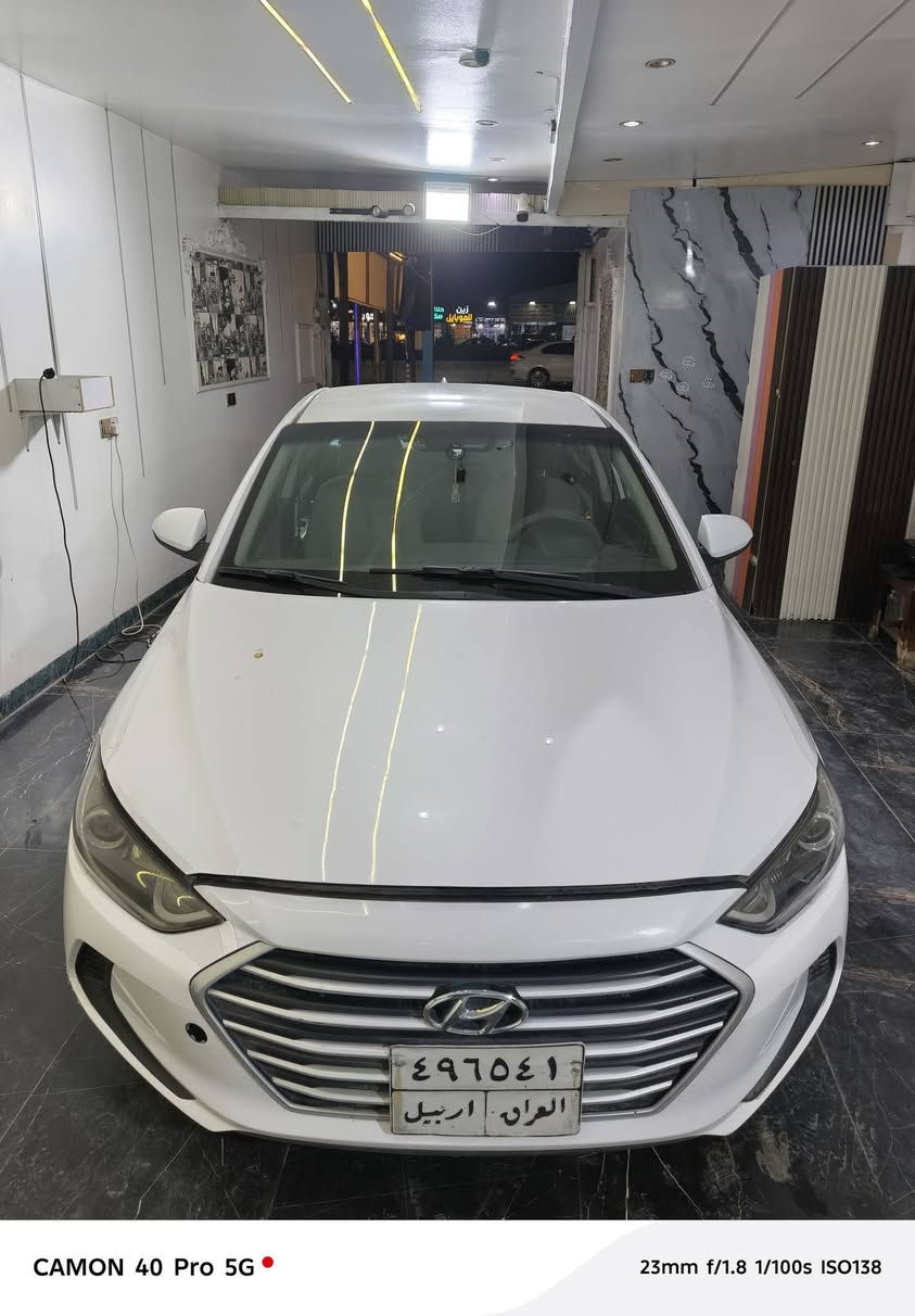 السلام عليكم النترا 2017 وارد امريكي ناشر صور الحادث والسونار وياها قبل شوية سويته السيارة ضربة بلعراق مابيها فقط حادث امريكا باقي الصبغ كله مكشر وراشينه والسونار كدامك وصور الحادث وكلشي موضح السيارة ماشيه ١٨٦ ميل تحويل /وكالة مكاني بسماية /بغداد السعر ١٠٨ وبيها مجال بسيط 
***********
