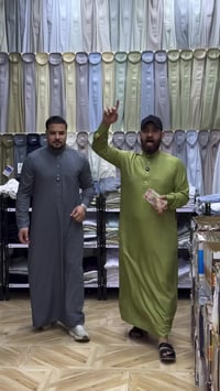 ملابس • مبهم