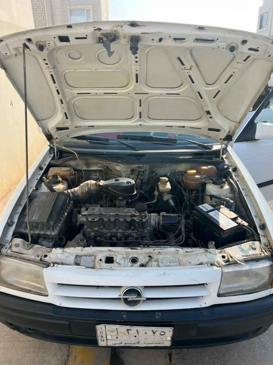 للبيع موديل 92 سنويه ال 30 كير  محرك شرط عل فحص سياره حلوه  شرط وكاله والتحويل  شرعي بل موصل  مكان سيارة موصل حي مامون سعره 41 بيه مجال 
*********** 
*********** بيهم واتساب
