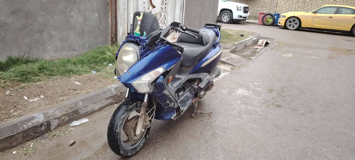 للبيع كوم حديد ناصريه مركز حي اريدو
سعرها 350 او مراوس 

رقمي ***********
