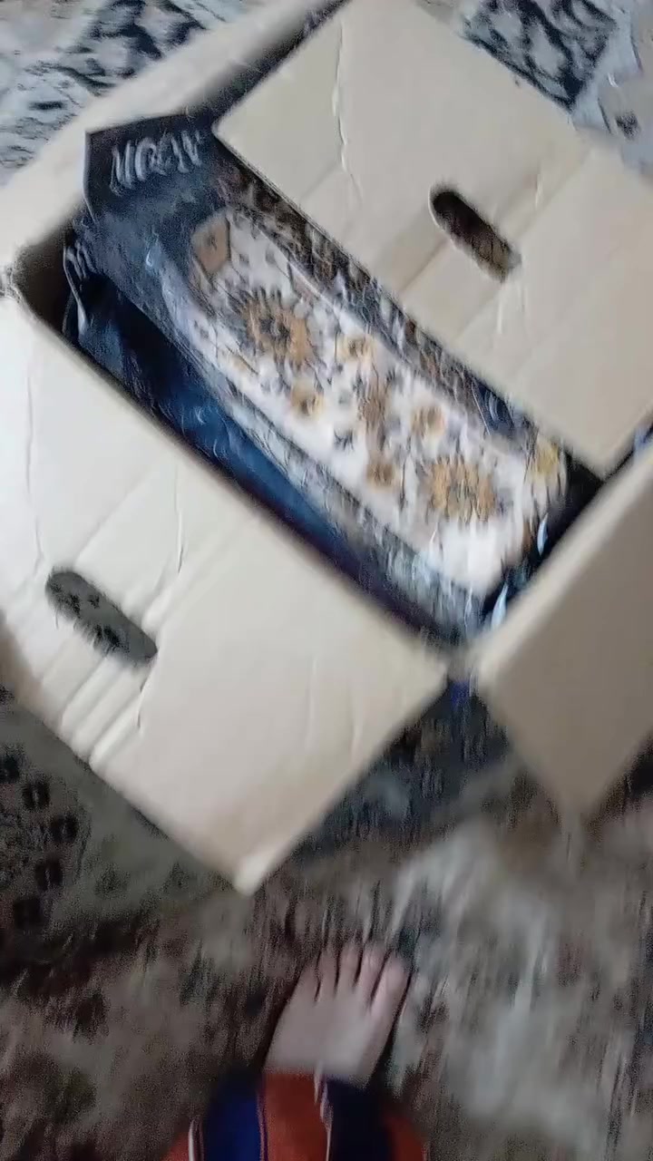 سلام عليكم هذن مخاور ودراعات كشمير كارتونه تحتوي علئ ٢٠ قطعه ب280 يوجد توصيل مستعجلة علئ بيعتهم


**إذا كنت صاحب هذا الإعلان وتريد حذفه لأي سبب، رجاءا أرسل رسالة إلى الدعم الفني**