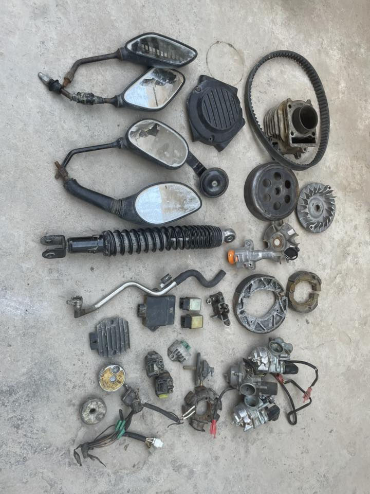 غراض دراجه كلهن ب٢٥ الف مكاني مدينه الصدر ***********
