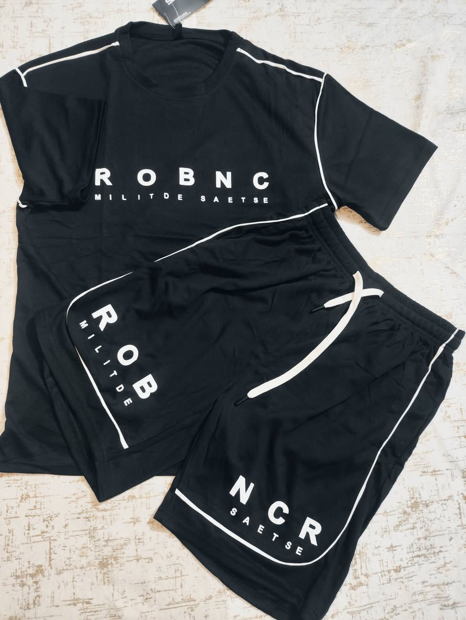 سلام عليكم شباب 
تراك برموده صيفي 
سعر نار فقط9الف  
يوجد توصل داخل المسيب مجاني 🤍 
***********
***********
