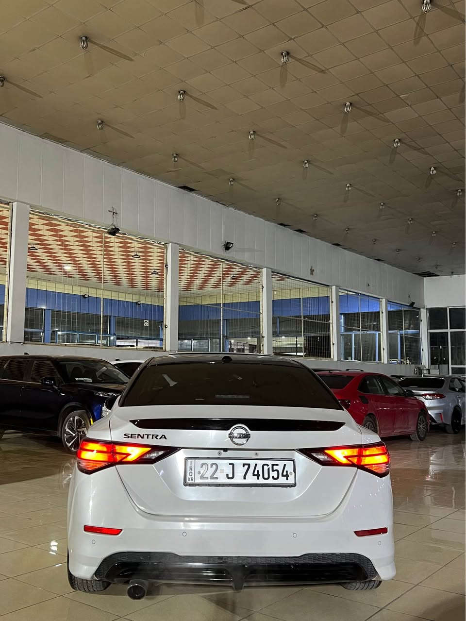 نيسان سينترا 2022 SR فول مواصفات 
سعر ١٣٨$ورقه و بها مجال 
مواصفات SR فول
بصمه ⚫️
شاشه كبير 🖥️
فتحه ( سلايت ) 
كامره 
رادار 
بابين بصمه 
تحكم ستيرن 
تحديد سرعه 
و بعد مواصفات هوايه 
ضرر: جملغ و بنيد صبغ و شبرين قباغ سندوق بدون دواخل بدون ارباك ١٠٠/١٠٠ ✅ سياره مرقم اربيل  جاهذ تحويل و غرامات شرط
مكان سياره اربيل شارع ١٠٠ م 
رقم موبايل *********** واتساب اكر, نينوى
