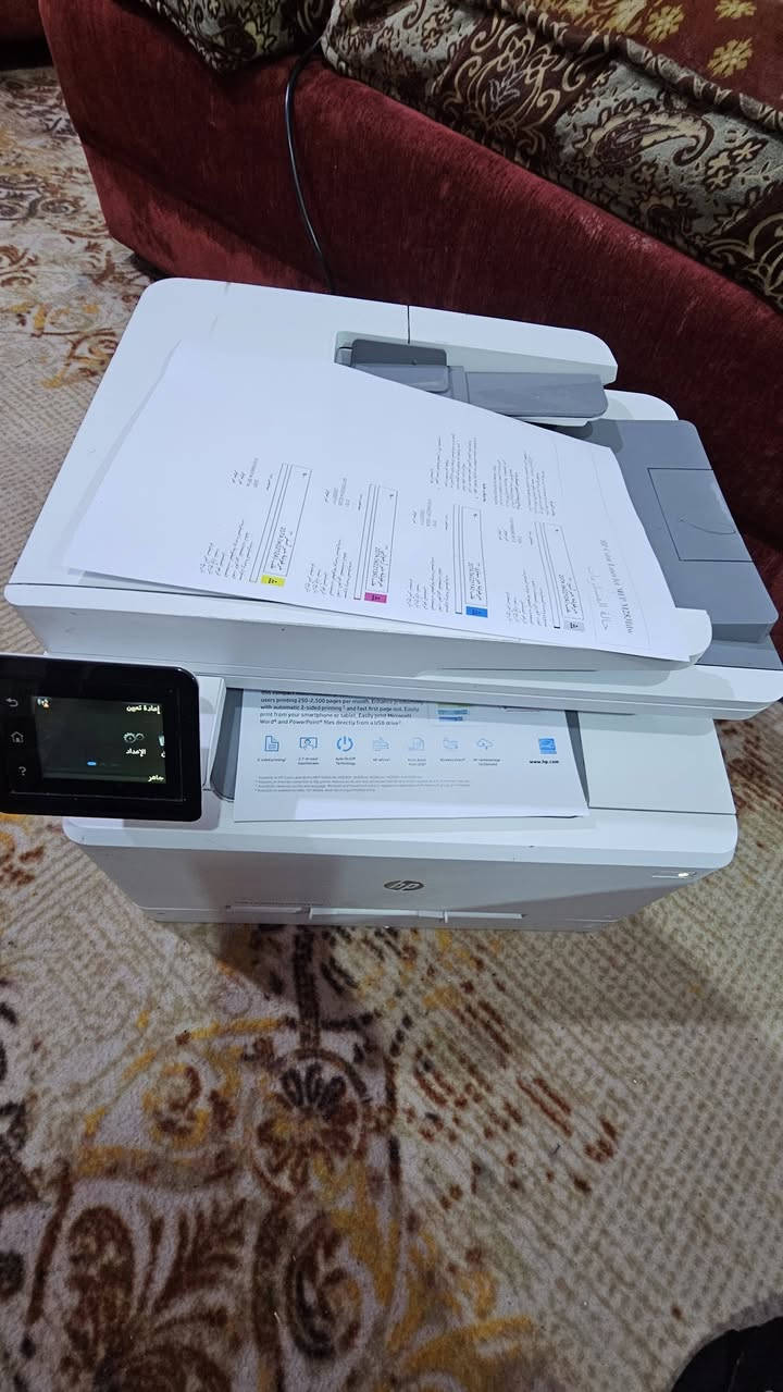 السلام عليكم
💫 طــــابعة ليزرية  hb laseJet pro 283dn
💫سكنر واستنساخ وطباعة 
💫ملون وعادي 
💫 طباعة وجهين تلقائي للملازم 
💫 وايفاي من الموبايل مباشر 
💫 فيدر للنسخ السريع والارشفة 
💫طابعة مستخدم قليل نظيف ضمان الشغل والنظافة 
💫 اصلي فيتنامي وليس تجاري 
💫حبر باودر سعر السيت ٦٥ الف وتكدر تعبيه ب ٢٥ 
💫   نسبة الاحبار بيها  الان قليل جدا  لكن تطبع حاليآ 

السعر 190 توصيل متوفر لكل المحافظات  
***********
