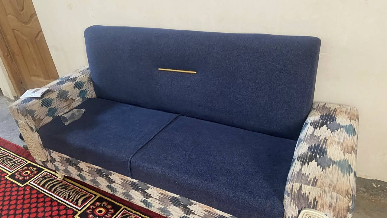 سلام عليكم حبايب سيت تخم  كامل للبيع 4قطع +زاويه ومخداته ويا كامل لتخم نضيف جيب وخلي بالصاده حبايب مستعجل عله بيعته سعره 180وبي مجال  لشراي يراسلني


**إذا كنت صاحب هذا الإعلان وتريد حذفه لأي سبب، رجاءا أرسل رسالة إلى الدعم الفني**