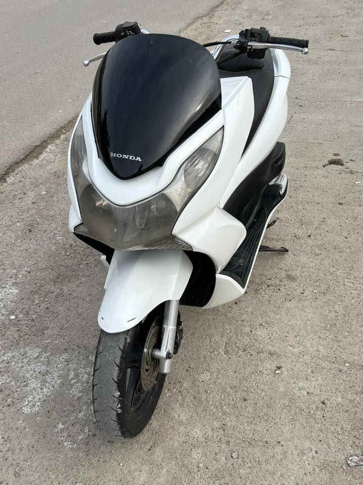 السلام عليكم bcx جيل اول ياباني
مكينه برغي ممفتوح بيها شلعه معدل خير من الله 

تخم تاير البلادي مالها  كل نقص مابيها  

السعر. مليون و 300

 *********** مدينه الصدر
