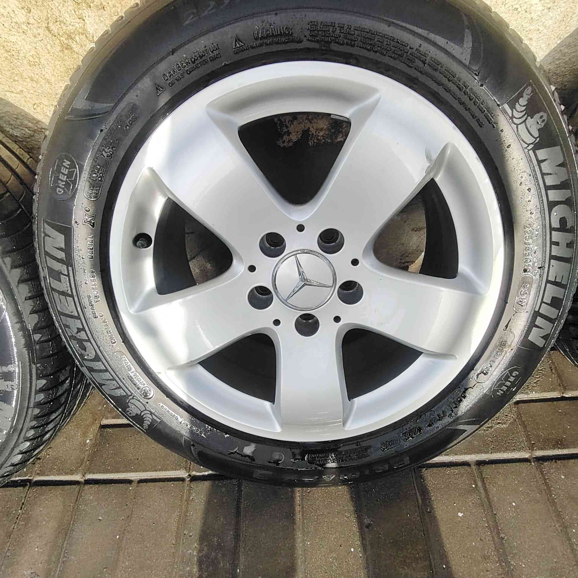 سلام عليكم تخم تاير هوه ولويل  نضافه فول التاير جديد كلش مكاني بصره قيم وخذ  بليرضه بي الله ***********
