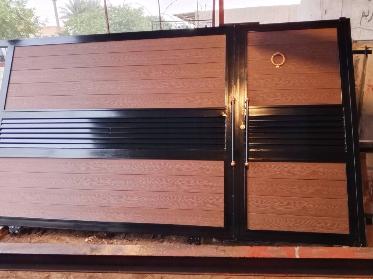 معمل حدادة جهاد المشهداني لعمل جميع أنواع الحداده حديثة الحي الصناعي مجاور نصيف صدر وسكله الرحمه ***********
