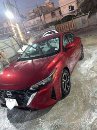 للبيع  نيسان سنترا موديل ٢٠٢٤ رقم بغداد تحويل ثاني يوم سياره حادثها بن...