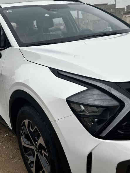 السلام عليكم البيع كيا سبورتج هايبرد 2025محجوزه للمصرف مقترض وكفيل نفس البيت مالكها يسكن حله نفس البيت 
فول موصفات اعلئ فئه 
كشنات كهربه وتدفئه وتبريد 
صندوك كهرباء فول الخير
مرقم بغداد وكاله عامه ام باركود صافي الف ماتدفع
رقمي ***********
***********
زيرو لسعر تصل وتدلل
