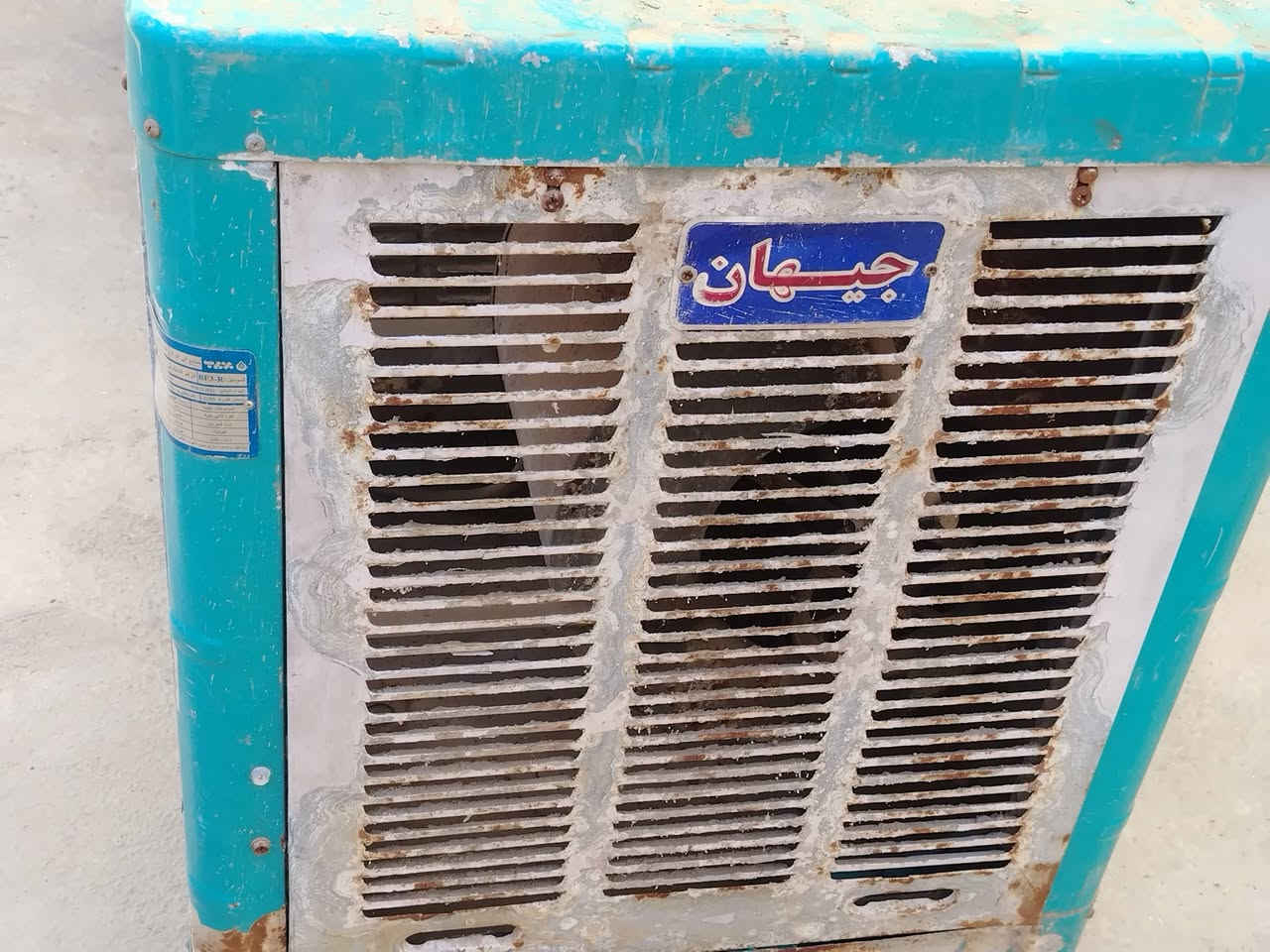 السلام عليكم كشر مبردتين وكيزر ٦٠ لتر شغال ١٠٠٪ للبيع كلهن على ٧٥ قفل غراض نظيفة للاتصال *********** متواجد واتساب
