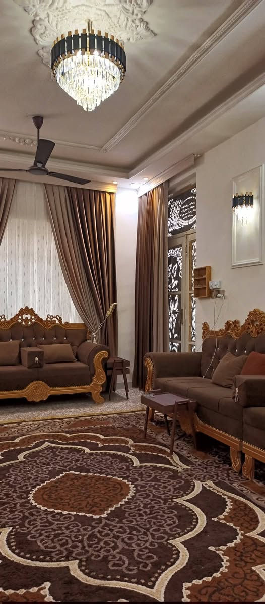 السلام عليكم 

بيت طابقين طابو زراعي سند 25 للبيع تحويل كافة 

 الأسهم المساحه 200متر

يحتوي علىى5غرف نوم واستقبال وصالتان ومطبخ

 وصحيات داخليه وخارجيه وگراج سياره العنوان طويريج 

شارع الهنداوي للأستفسار أكثر 
***********
***********  تابع الصفحه ليصلك كل ما هوه جديد
