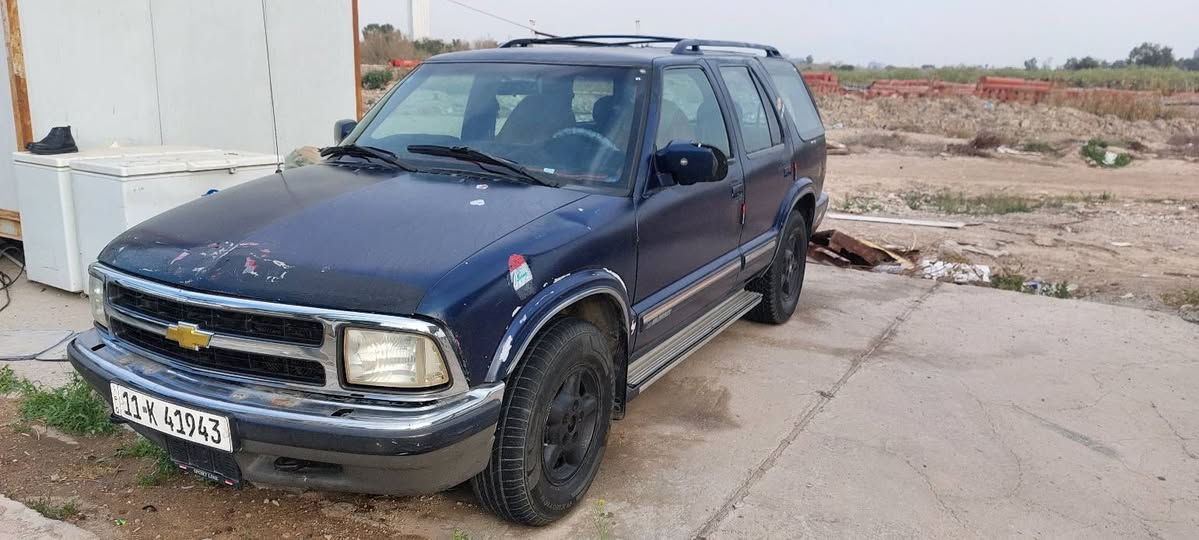 سلام عليكم بلايزر مديل 2000 بغداد محرك  كير نضيف تبريد يشتغل تخم تاير  صدر نضيف كهربائيات تشتغل سعر35 مكاني بغداد ***********
