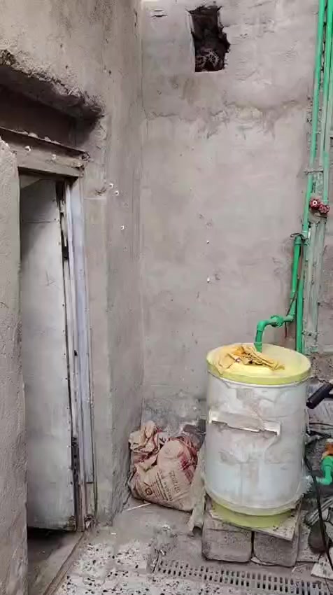 بيت للبيع مساحه 160 متر منطقه ابو جاسم  ***********
