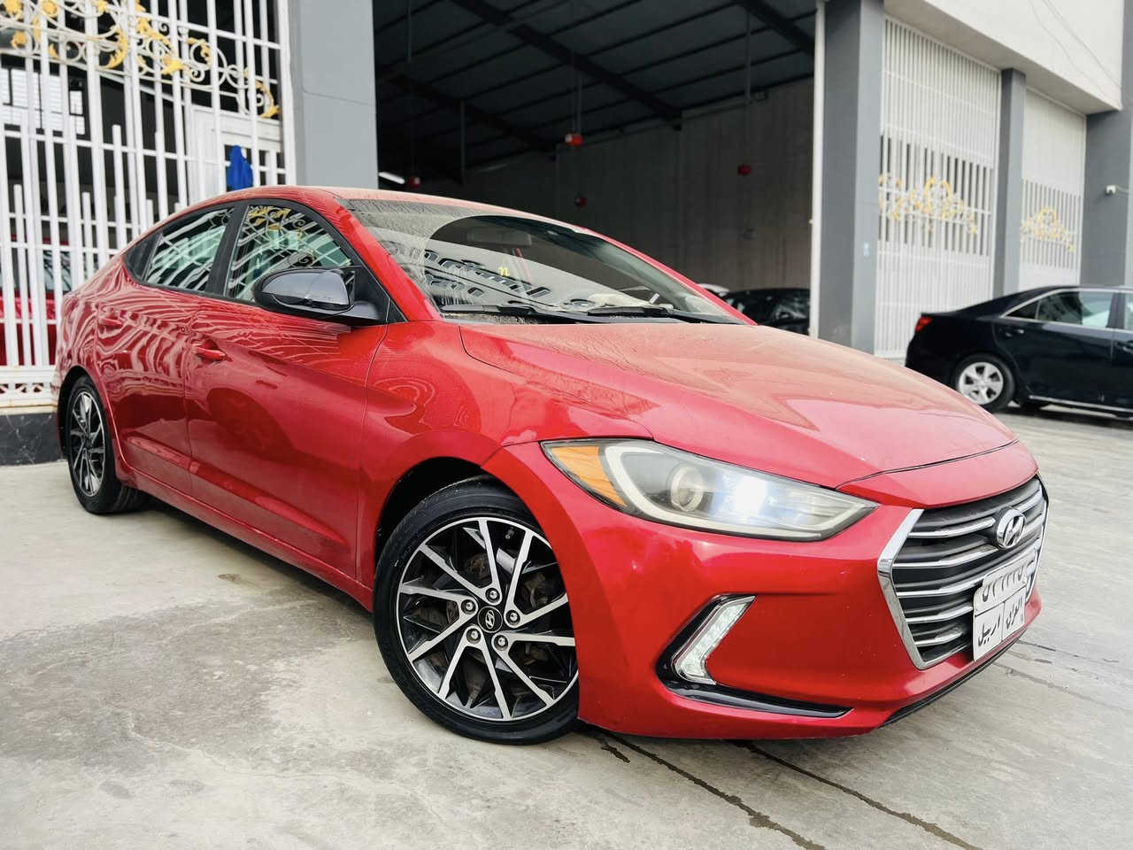 السلام عليكم
النتره موديل 2017 

بيها اربع قطع فقط 

كير ومحرك شرط 

تايرات 4 جدد +وياله جدد 

عنواني موصل ايسر معرض الكرم 

السعر 112

رقمي ***********
