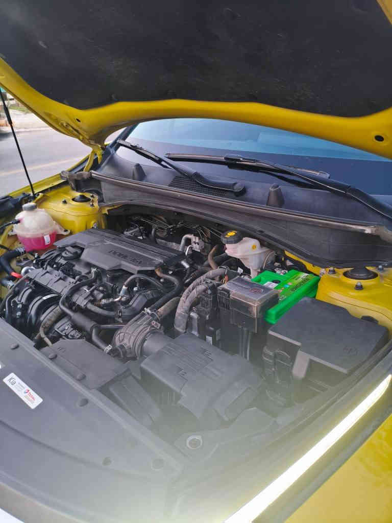 السلام عليكم 
للبيع كيا سبورتج خليجي 2000 دوش موديل 23بدون رقم منفيس بأسمي ماشية 31الف بية رش  قطعتين بدون فتح بدون تبديل السعر 185 
*********** دهل اوران, واسط
