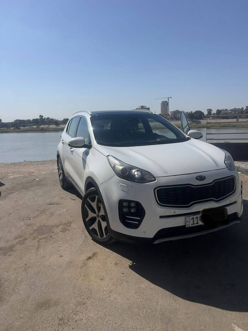 السلام عليكم
للبيع سبورتج 2018
فول 1 - 1 GT line  
مواصفات فول كلشي بيها 
بدون صبغ ، بدون ضربه 
195$
الموقع / بغداد
التواصل / ***********
