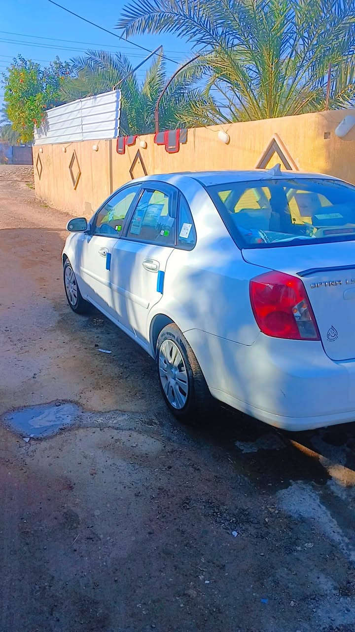 سلام عليكم
اوبترا موديل 2012 خليجي شركة عامه 
السيارة بيه صبغ شي قليل 
محرك كير مكفول من كلشي ولا تبديل 
صدر خلفي امامي حلوة 
تبريد تدفه شغال 
كاعيات الشرة بيهه على ايد وحدة 
سنتر لك سويج عدد ١
شاشة كامرة رقم بغداد جديد سنوية جديدة 
بسمي شرط التحويل 
مكاني بغداد المدائن سلمان باك 
 الاستفسار 
***********واتساب
