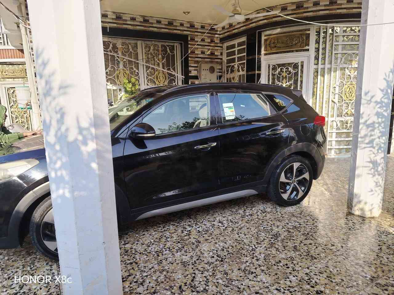 سلام عليكم توسان 2017 وارد أمريكي تحكمات بنو راما سياره جاهزه ما بيها اي نقص مكان كربلاء حسينيه سعر ***********
