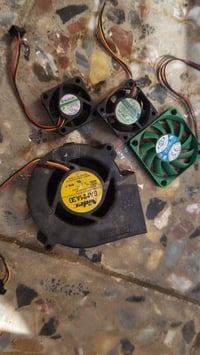 مراوح مستعملة • ١٢فولت • بغداد