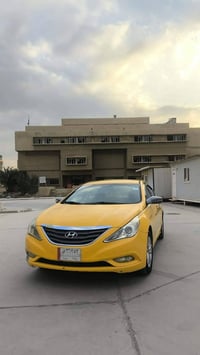 سوناتا 2013 وارد امريكي حادثها جاملغ وشوية بالبنيد بدون تبديل ليبل واح...