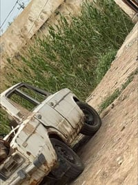 من رخصة الادمن  لادا موديل ١٩٧٧ للبيع ينرادله تعمير سعره ٢٧ ورقة ٠٧٧٠٩...