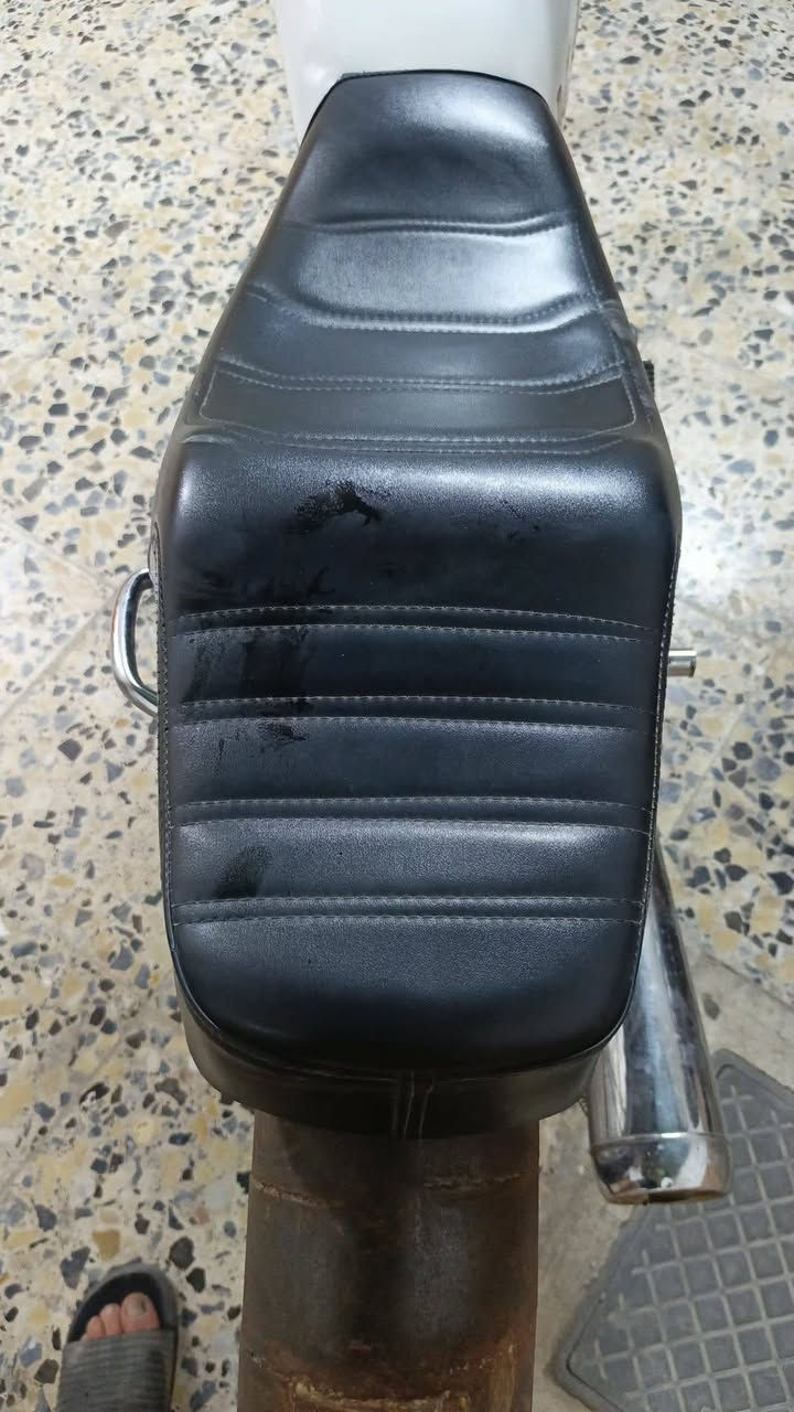 سلام عليكم تانكي وكشن للبيع او مراوس كشن سيدي وتانكي اي لون


**إذا كنت صاحب هذا الإعلان وتريد حذفه لأي سبب، رجاءا أرسل رسالة إلى الدعم الفني**