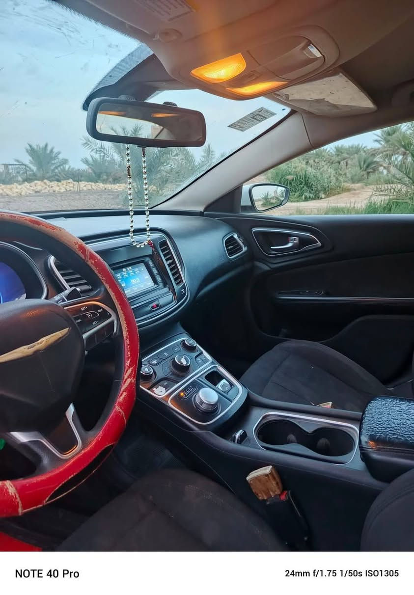 سي 200 موديل 16 للبيع 
محرك 2400 السعر 105
رقم الهاتف / ***********
