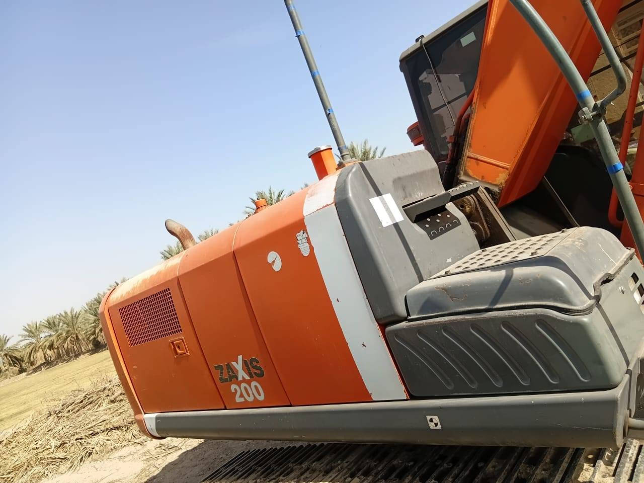 زدت 3 للبيع موديل 2009 مضخه مجفته والباقي على بلاد مال الشركه حتى الصبغ رقم واسط والاستفسار على الرقم***********
