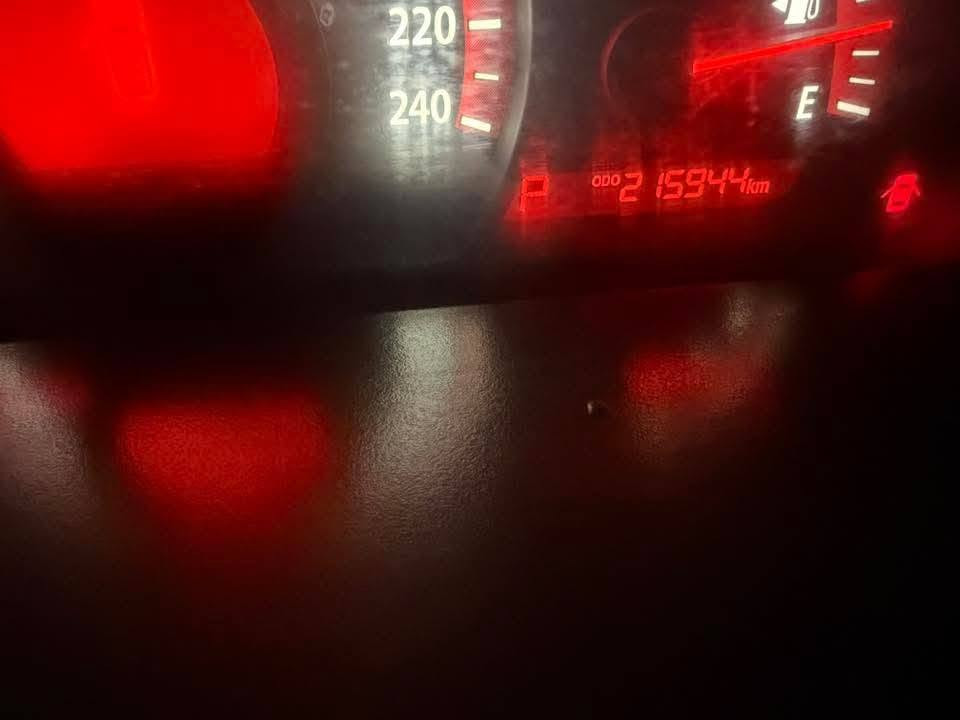سعر ١١٠  ***********
سلام عليكم للبيع موهافي خليجي رقم بغداد بأسمي 2012 فول مواصفات سياره جديده وجاهزه مكفوله من الضربه
