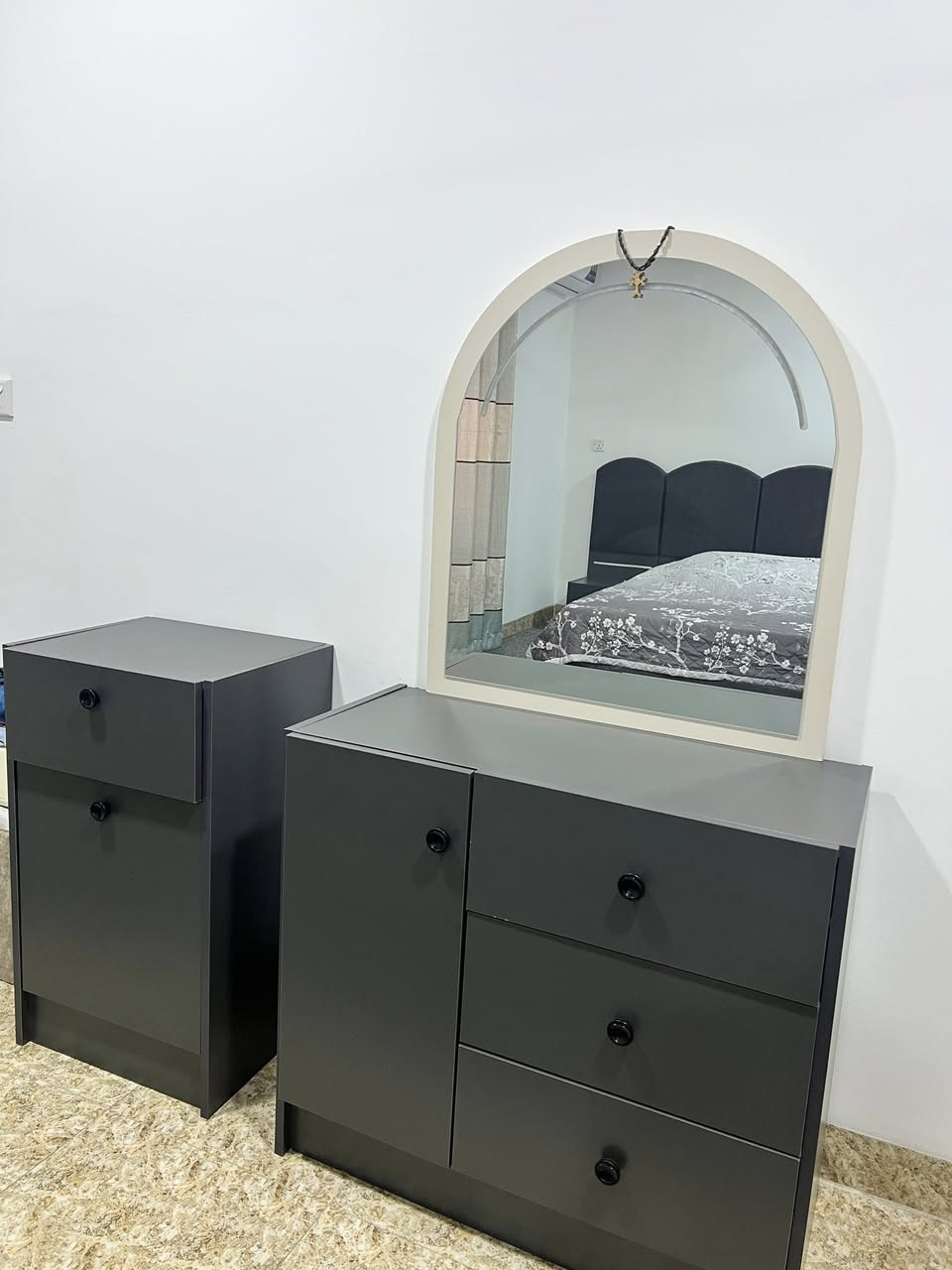 غرفة نوم للبيع جديدة السعر المراسلة ع الخاص


**إذا كنت صاحب هذا الإعلان وتريد حذفه لأي سبب، رجاءا أرسل رسالة إلى الدعم الفني**