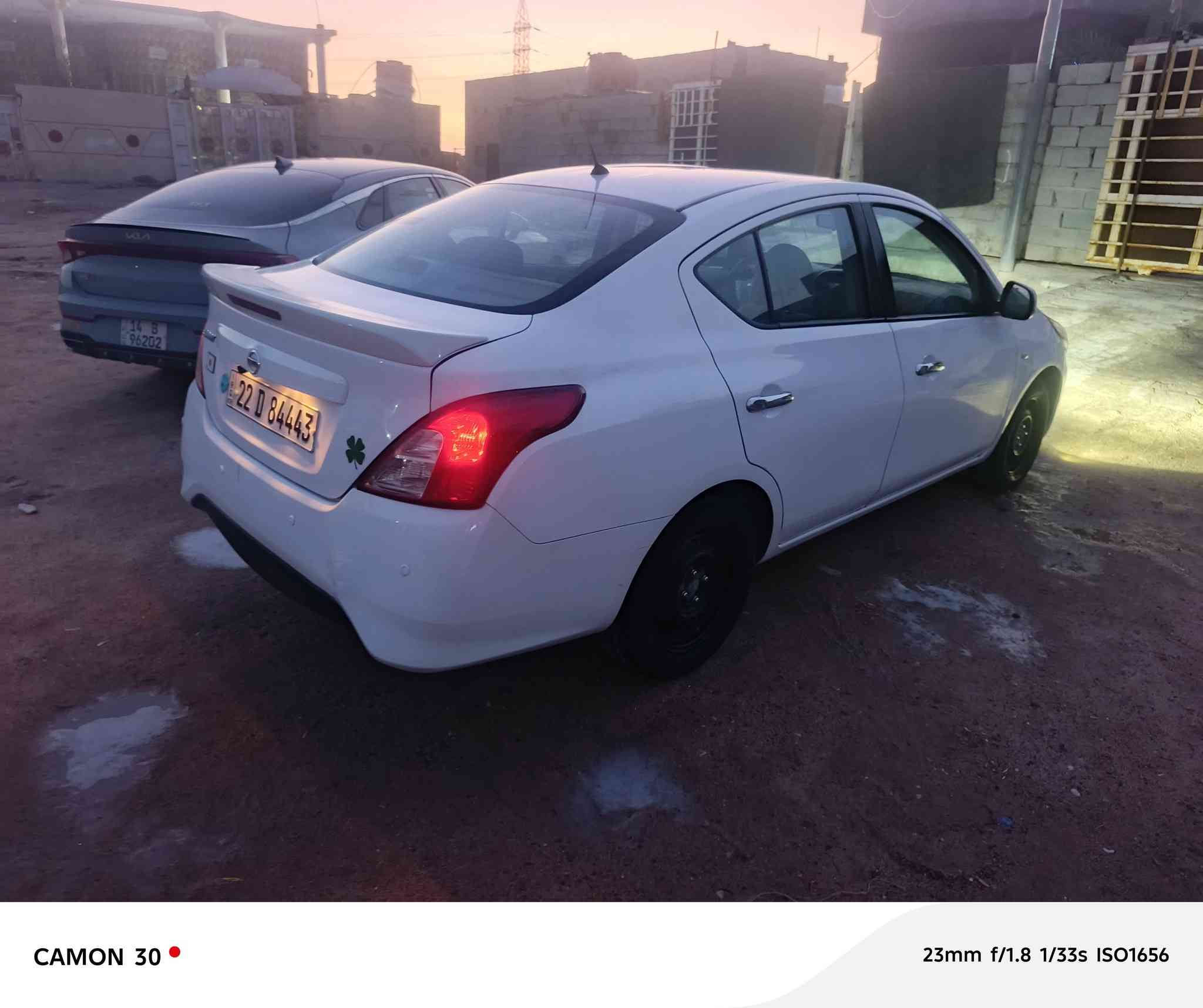 للبيع نيسان صني هندي موديل23 رقم اربيل نكليزي كفاله عامه ماعده صندوك مقسم بيهه طخه بدعاميه الخلفيه بصيطه واضح بسونار سعر 113بيها مجال بصيط العنوان البصره الهارثه ***********
