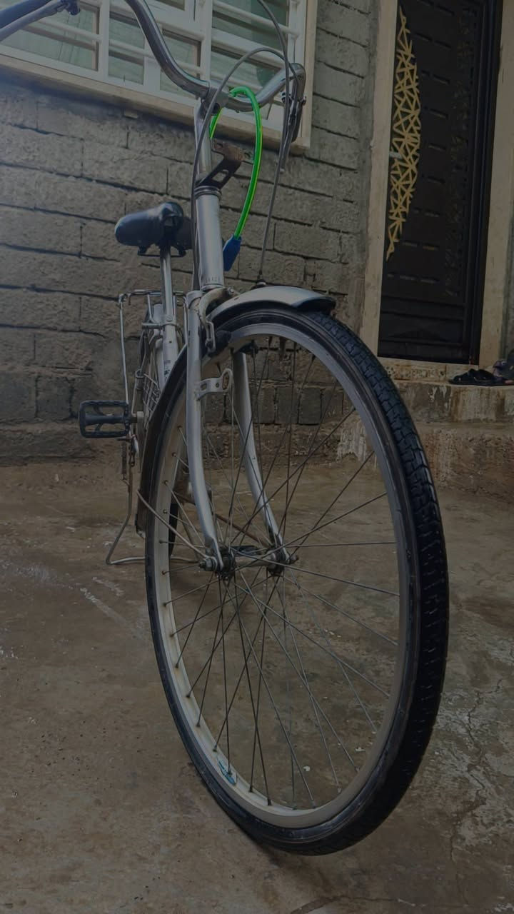 السلام عليكم..... عيوني بايسكل جديد للبيع لسعر 80 الف وبي مجال .. التواصل خاص. وبيك خير وادلل


**إذا كنت صاحب هذا الإعلان وتريد حذفه لأي سبب، رجاءا أرسل رسالة إلى الدعم الفني**