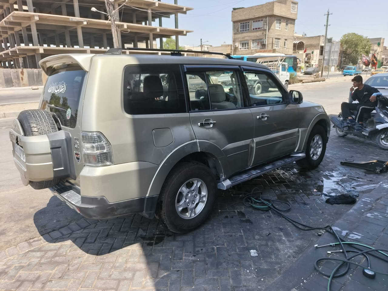 باجيرو 2008
رقم بغداد انكليزي 
سنويه ل 28 
3 قطع تبريد ثلج 
دفع رباعي 
يو كير 
كير محرك مكفولات 
تخم تاير جديد 
السياره مرشوشه كليه ع كد الجراد الي بصوره مبين 
عنواني بغداد مدينة الصدر قطاع 14 
السعر 110 وبيها مجال لشراي فقط 
***********
